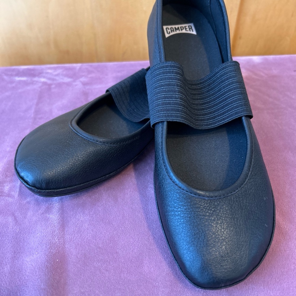 Camper Black Elastic Strap Leather Mary Jane Ballet Right Nina Flats